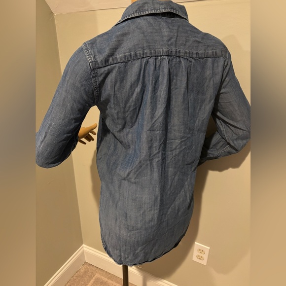 Chambray Denim Long Sleeve Pullover - Picture 5 of 5